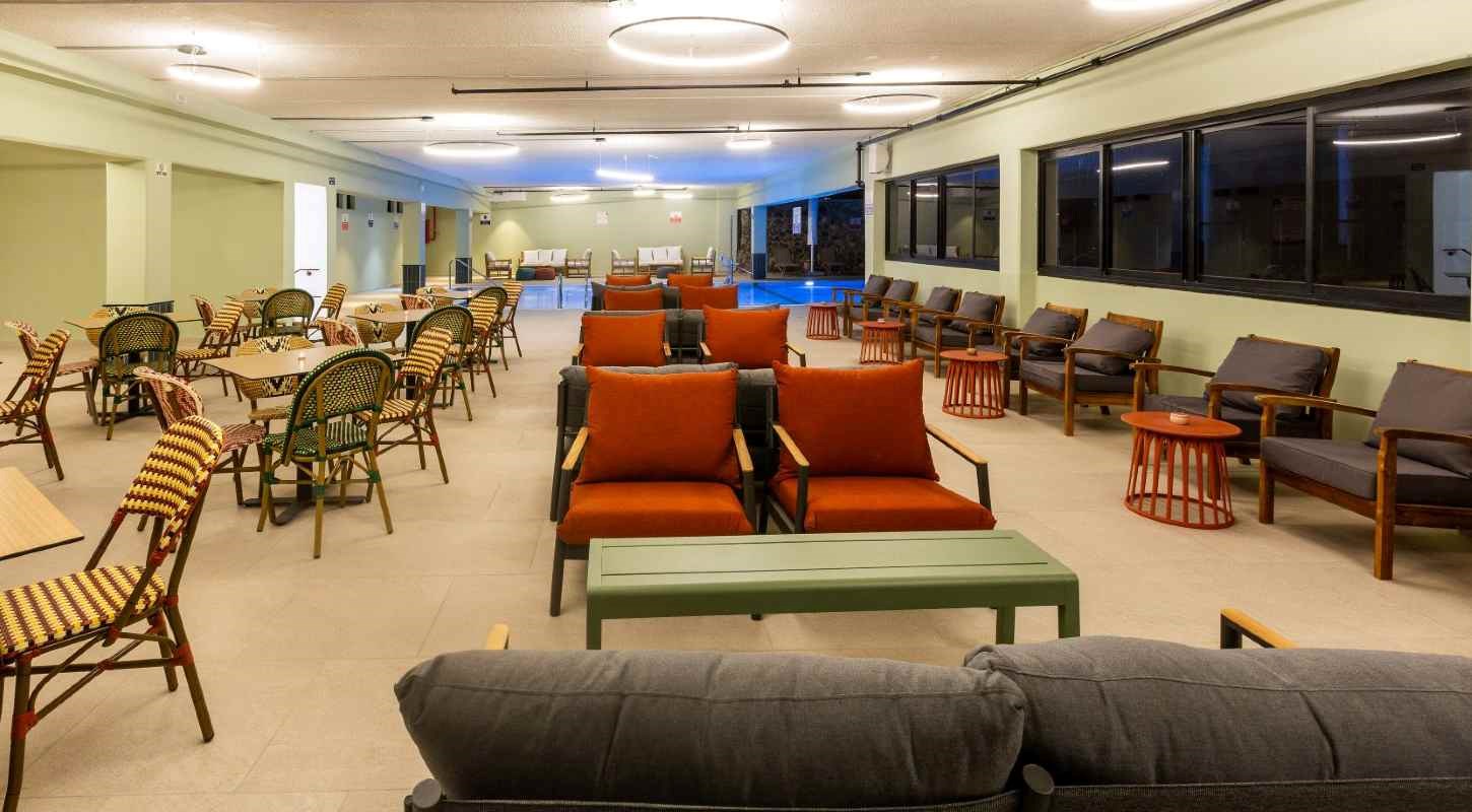 Desert Arad Hotel - the hotel pool - the pool rest