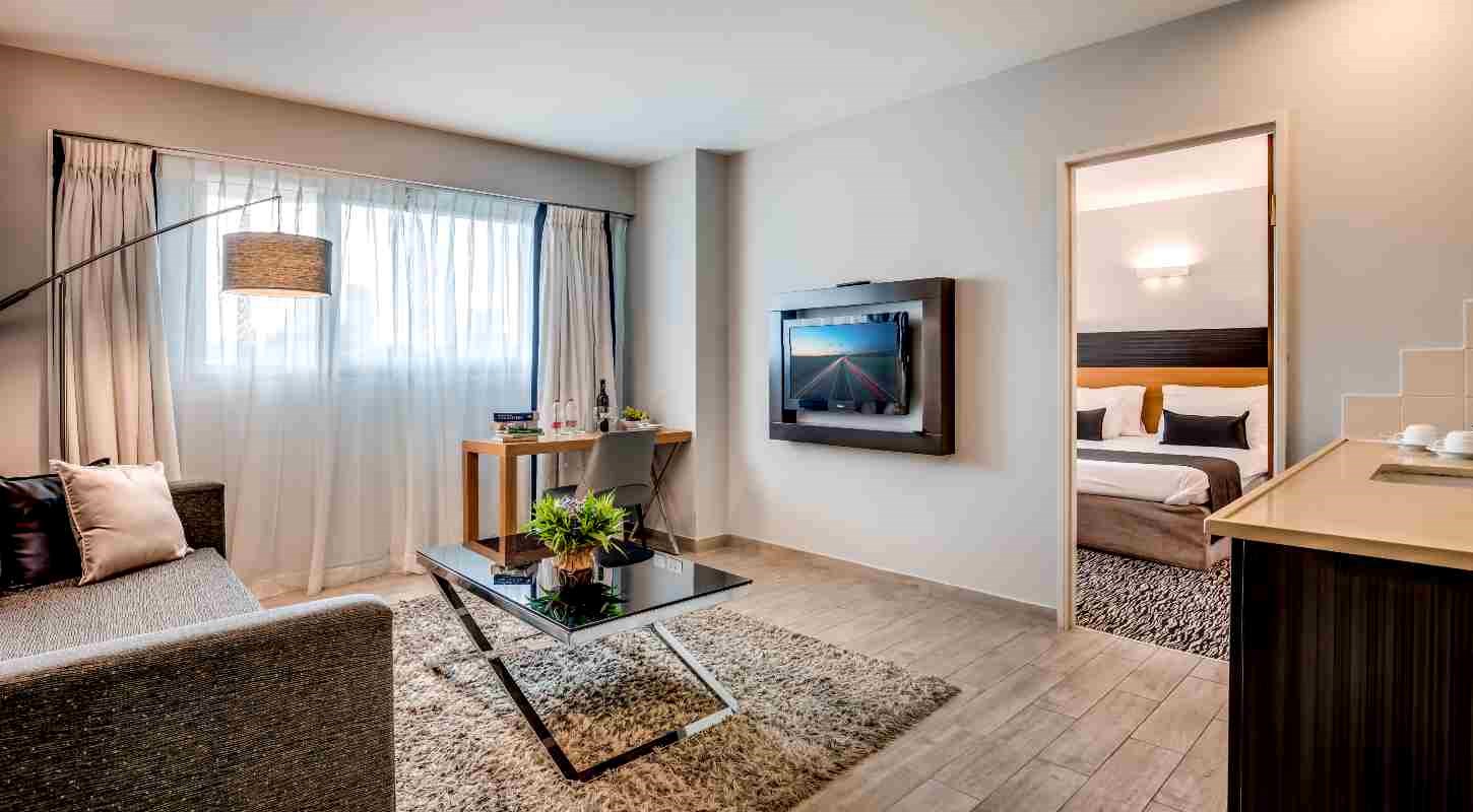 ramatganramada-room1104---juniorsuite-10-1450-800