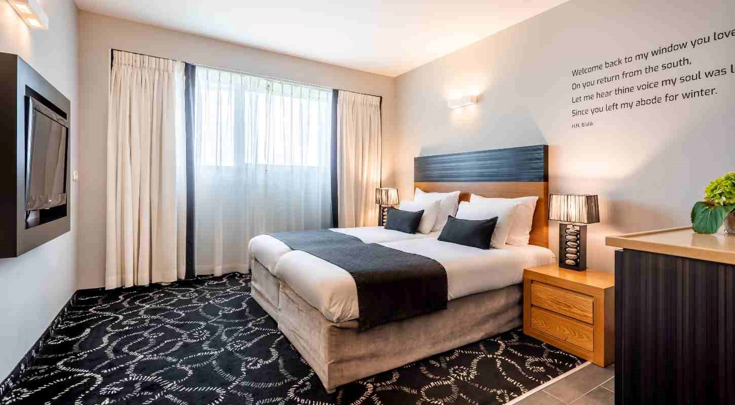 ramatganramada-room1115---classicroom-5-1450-800