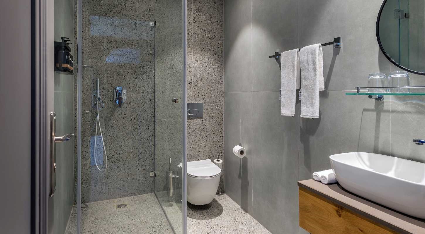 Roxon Red Sea Eilat - Deluxe Pool View Room with B