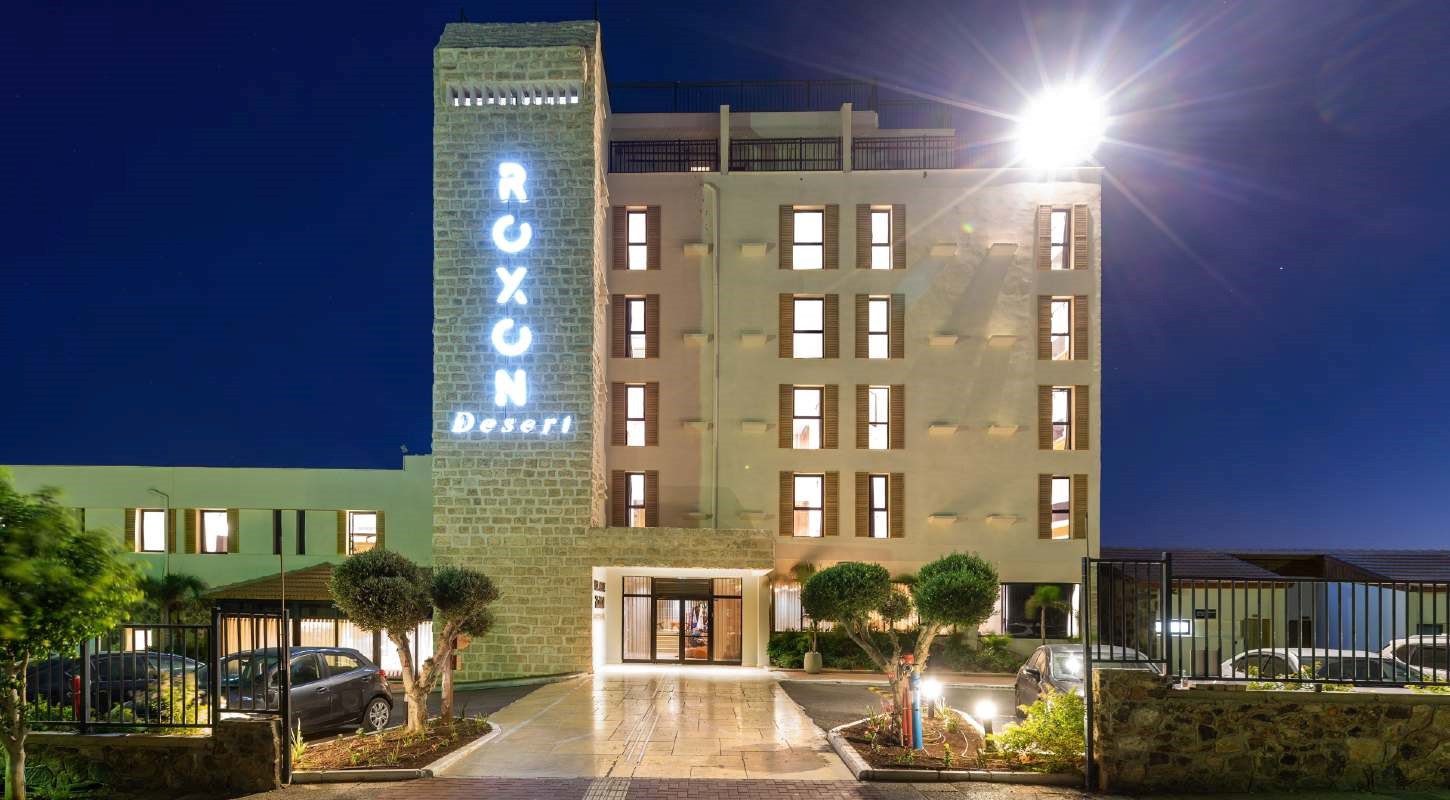 711a3438-1452-800-hvchch